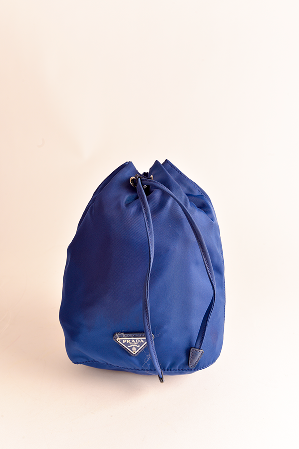 Vela Pouch