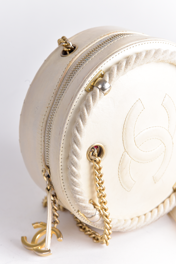 Round En Vogue Bag